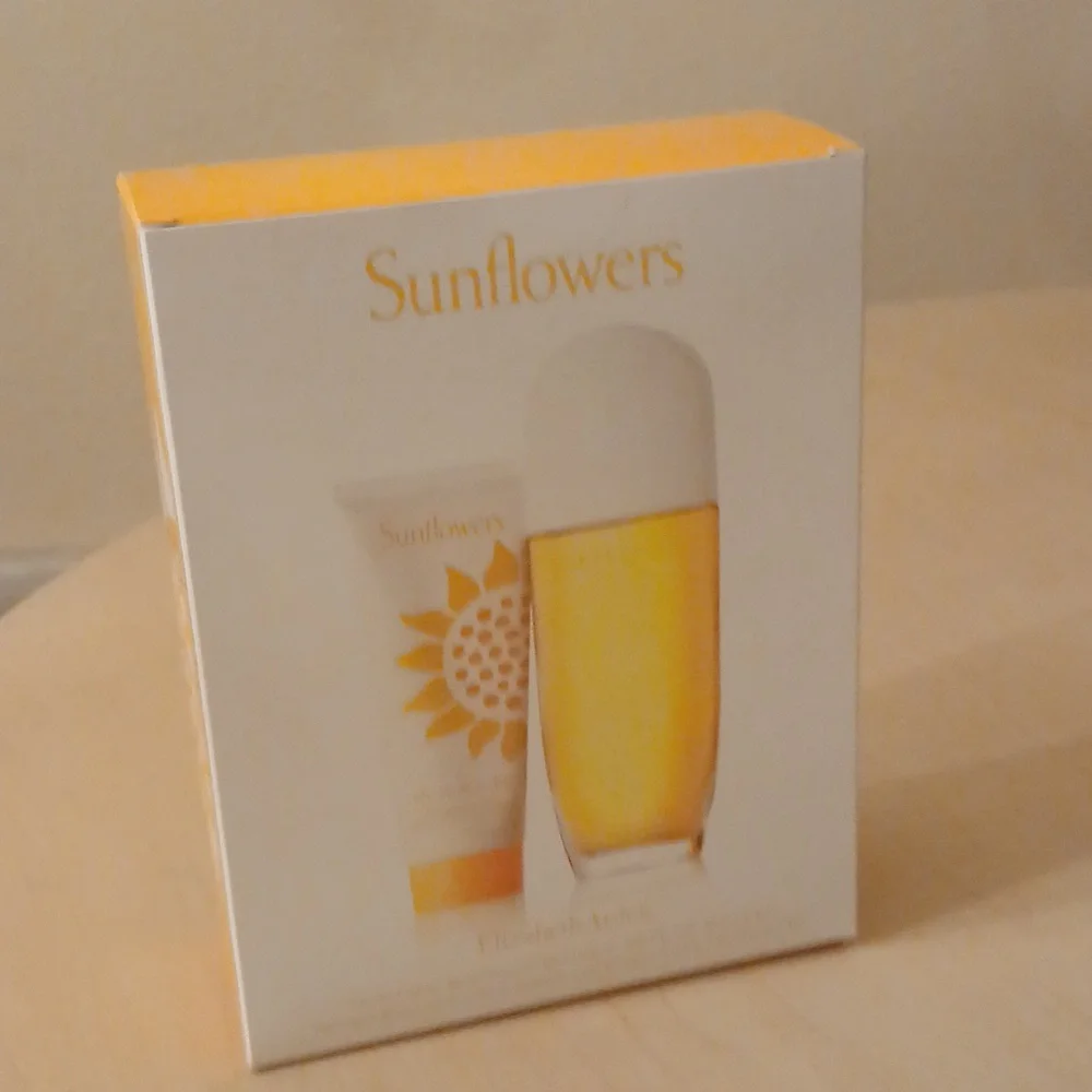 Elizabeth Arden Sunflowers Set